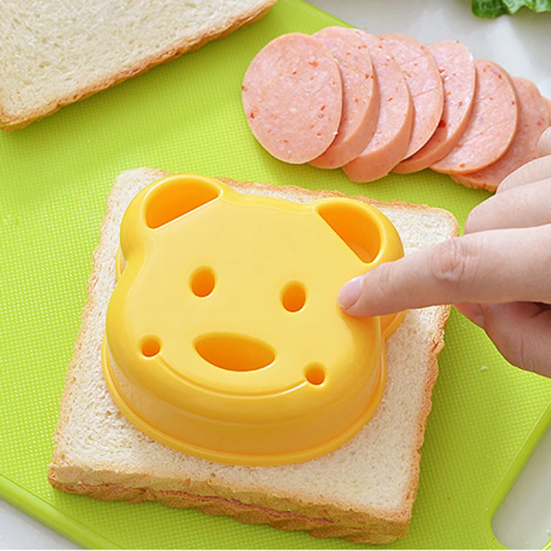2pcs Sandwich Mould Bear Cat R - Bunny Cake Mold recensione e prezzo