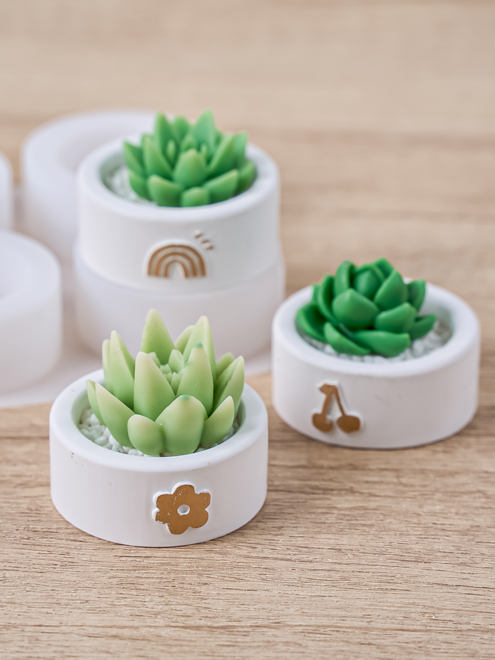 Round Candle Cup Holder Silico - Potsticker Mold recensione e prezzo